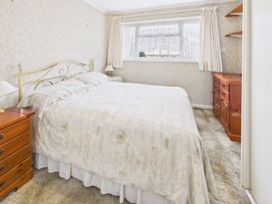 Bedroom- click for photo gallery